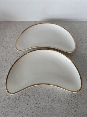 Wedgwood Group Tuscan Bone China Set: White Crescent Side Dishes with Gold Rim